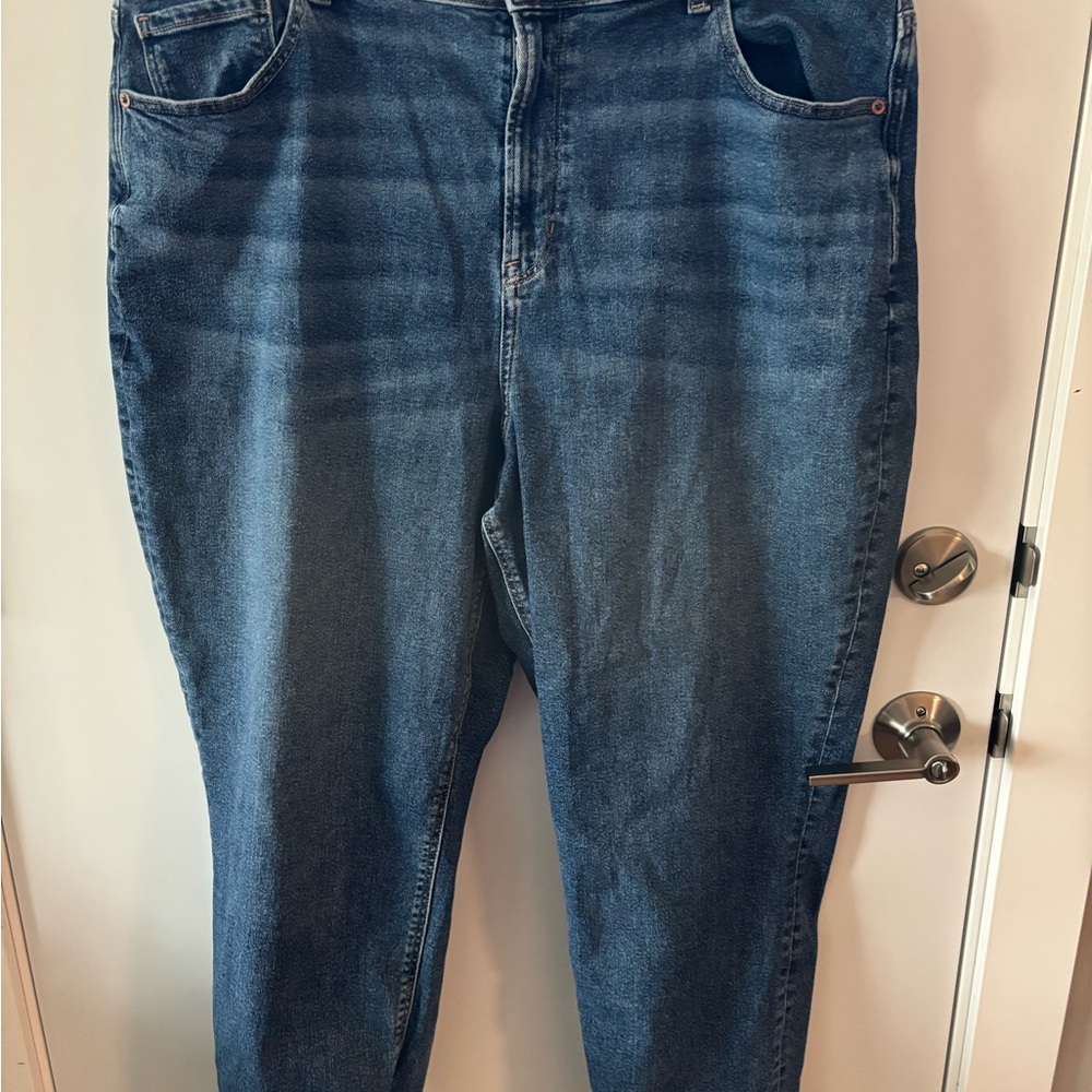 American Eagle Outfitters Mom Jeans